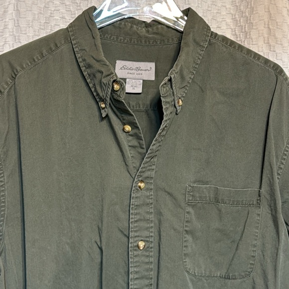 EDDIE BAUER Button-down Shirt - Picture 2 of 4